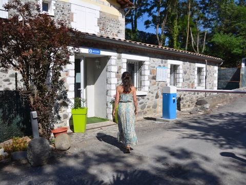 Camping les Rives d'Auzon - Camping Ardèche