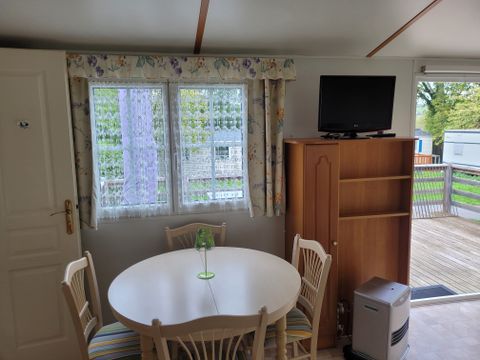 MOBILHOME 4 personnes - Confort Supérieur 4p (32m²) avec terrasse couverte, 2 chambres, climatisé