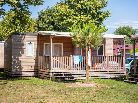 MOBILHOME 6 personnes - Premium | 3 Ch. | 6 Pers. | Terrasse surélevée | Clim.