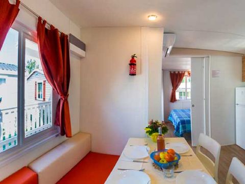 LODGE 4 personnes - Maxi 