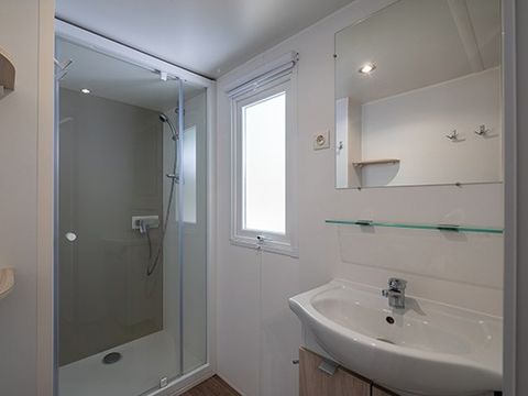 Mobilhome 6 personnes - Classic XL | 3 Ch. | 6 Pers. | Terrasse surélevée | Clim. | TV