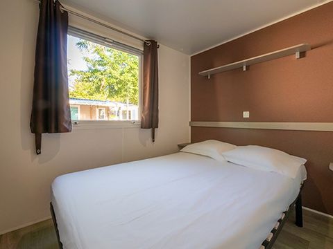 Mobilhome 6 personnes - Classic XL | 3 Ch. | 6 Pers. | Terrasse surélevée | Clim. | TV