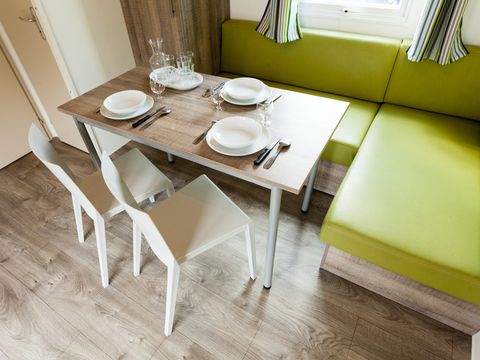 Mobilhome 6 personnes - Comfort | 3 Ch. | 6 Pers. | Terrasse surélevée | Clim. | TV