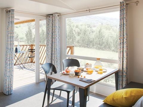 MOBILHOME 6 personnes - Mobil-home | Comfort | 2 Ch. | 4/6 Pers. | Terrasse simple | Clim. | TV