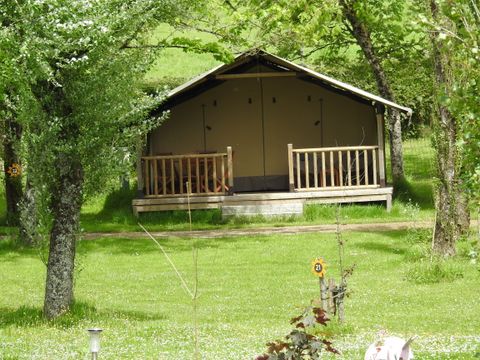 Tente en toile et en bois 5 personnes - Tente Safari KENYA 30m² - 2 chambres - sans sanitaires 5 pers
