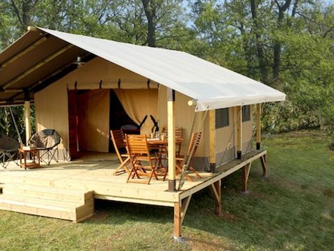 Tente en toile et en bois 5 personnes - Tente Safari KENYA 30m² - 2 chambres - sans sanitaires 5 pers