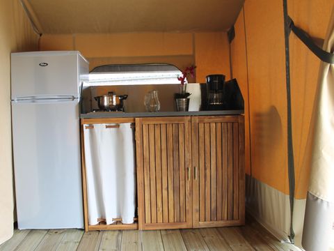 Tente en toile et en bois 5 personnes - Tente Safari KENYA 30m² - 2 chambres - sans sanitaires 5 pers