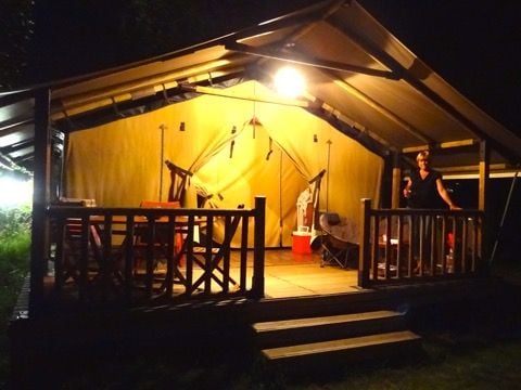 TENTE TOILE ET BOIS 5 personnes - Tente Safari KENYA 30m² - 2 chambres - sans sanitaires 5 pers