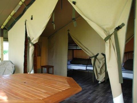Tente en toile et en bois 5 personnes - Tente Safari KENYA 30m² - 2 chambres - sans sanitaires 5 pers