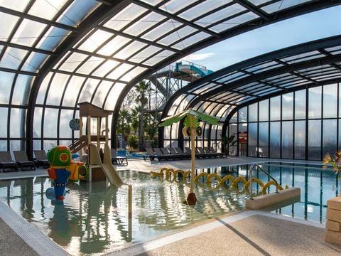 Camping Club Les Tamaris 5* - MS VACANCES - Camping Pyrénées-Orientales