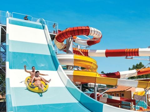 Camping Club Les Tamaris 5* - MS VACANCES - Camping Pyrénées-Orientales