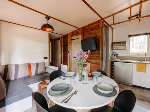 HÉBERGEMENT INSOLITE 6 personnes - Cottage Signature | 3 Chambres