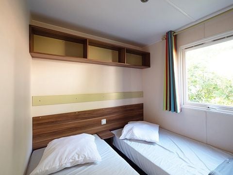 MOBILHOME 8 personnes - Mobil-home | Classic | 3 Ch. | 6/8 Pers. | Terrasse surélevée non couverte