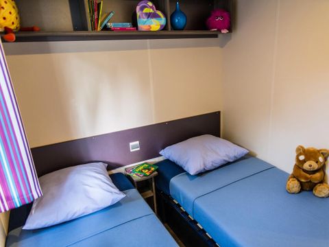MOBILHOME 4 personnes - Confort 3 Pièces 4 Personnes Climatisé + TV
