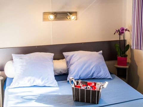 MOBILHOME 4 personnes - Confort 3 Pièces 4 Personnes Climatisé + TV