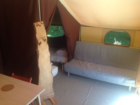 TENTE 6 personnes - CEZALLIER