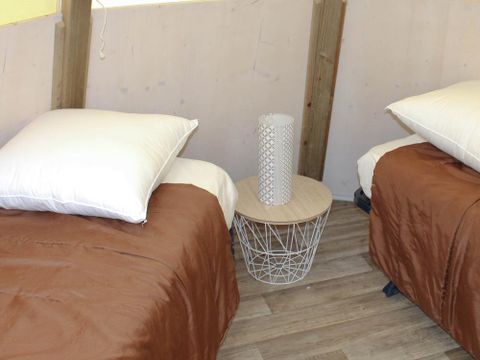Hébergement 4 personnes - Tipi
