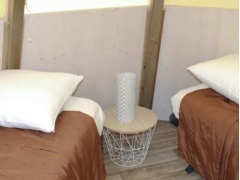 Hébergement 4 personnes - Tipi