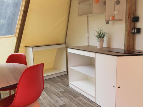 Hébergement 4 personnes - Tipi