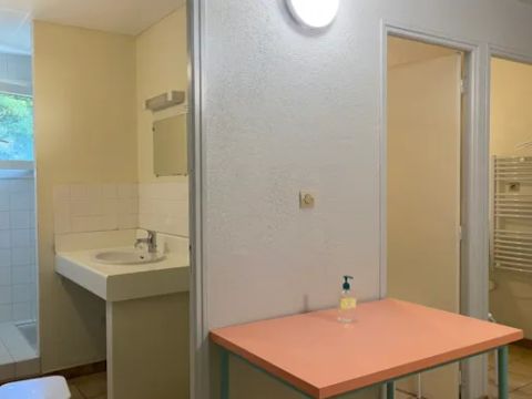 CHAMBRE 2 personnes - Double 1/2 pers
