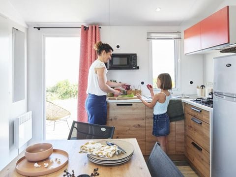 MOBILHOME 5 personnes - Privilège Vénézia - Arrivée samedi / mercredi - Animaux Interdits