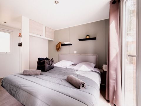 Mobilhome 6 personnes - Privilège P3 3 chambres 2 SDB JACUZZI GARDEN