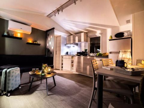 MOBILHOME 6 personnes - Pack Privilège 4 Pièces 6 Personnes Climatisé + TV