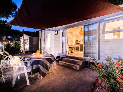 MOBILHOME 4 personnes - Pack Privilège Zone Premium Garden 3 Pièces 4 Personnes Climatisé + TV