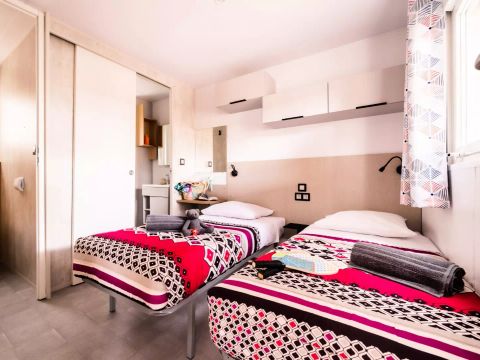 MOBILHOME 4 personnes - Pack Privilège Zone Premium Garden 3 Pièces 4 Personnes Climatisé + TV