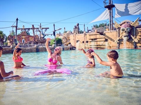 Pirates World Village-club Les Sables d'Or - Camping Hérault