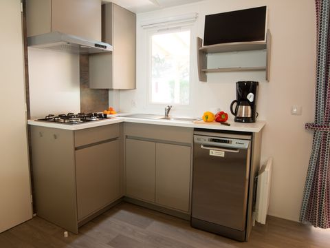 Mobilhome 6 personnes - 2 chambres 4 adultes et 2 enfants,