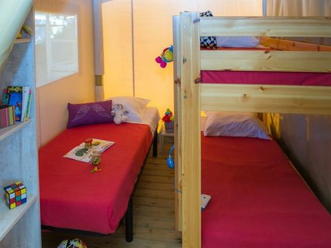 Tente en toile et en bois 5 personnes - Eco Lodge | 2 Ch. | 4/5 Pers. | Sans SDB
