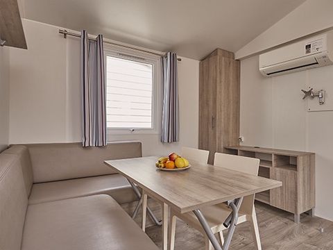Mobilhome 6 personnes - Comfort XL | 2 Ch. | 4/6 Pers. | Terrasse surélevée | Clim.