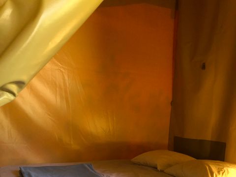 TENTE TOILE ET BOIS 5 personnes - SAFARI (Sans sanitaires)