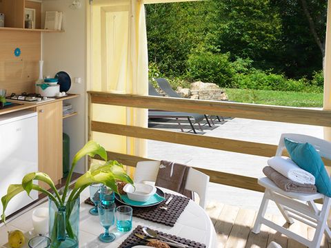 MOBILHOME 5 personnes - TOILE