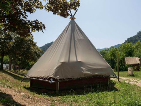 Tente en toile et en bois 4 personnes - Tipi Standard 18m² - 2ch - Sans sanitaire