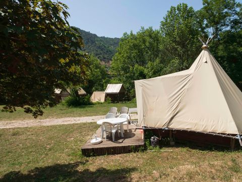 TENTE TOILE ET BOIS 4 personnes - Tipi Standard 18m² -  2ch - Sans sanitaire