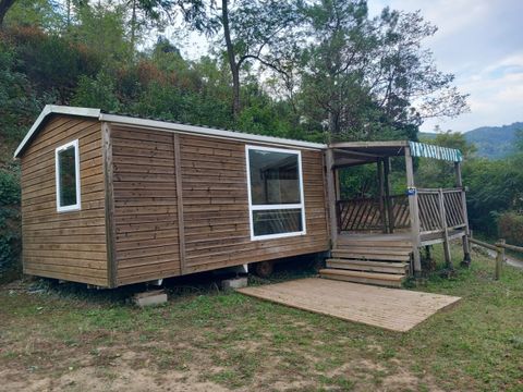 Mobilhome 6 personnes - Standard 32m² - 3 chambres - Terrasse couverte - TV - Climatisation