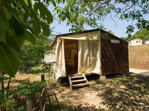 MOBILHOME 6 personnes - Standard 32m² - 3ch - Terrasse couverte - TV - Climatisation