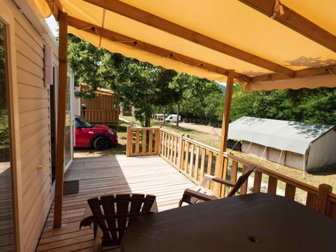 MOBILHOME 6 personnes - Standard 32m² - 3ch - Terrasse couverte - TV - Climatisation