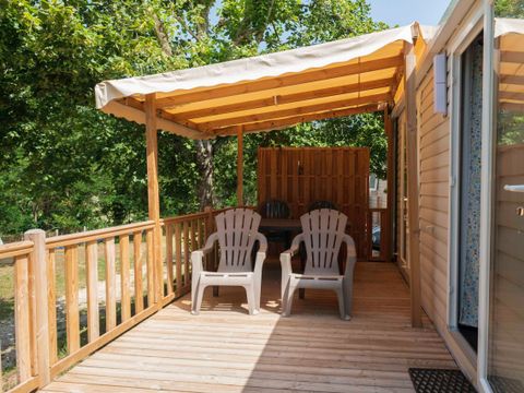 Mobilhome 6 personnes - Standard 32m² - 3 chambres - Terrasse couverte - TV - Climatisation