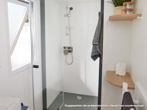 MOBILHOME 6 personnes - Homeflower Premium 35m² - 3 chambres + terrasse + TV + Draps + Serviettes + Clim