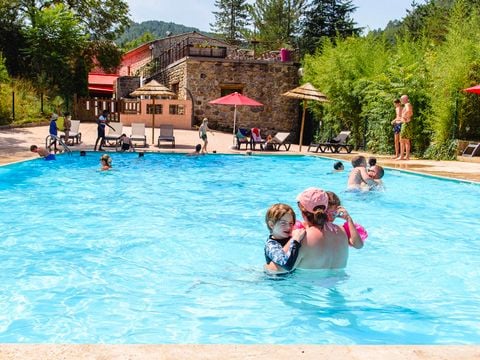 Flower Camping Le Mas de Champel  - Camping Ardèche