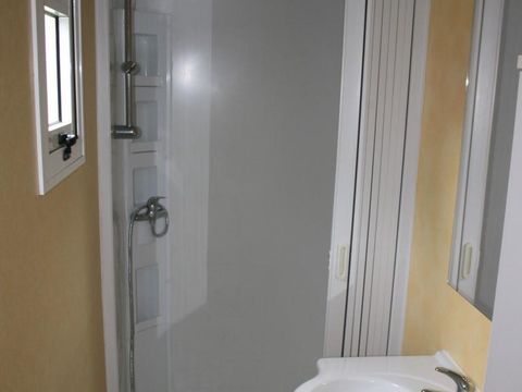 MOBILHOME 5 personnes - CAMP2RELAX