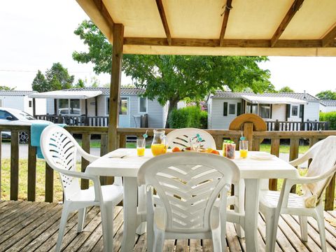 MOBILHOME 4 personnes - ONTARIO CLASSIC Climatisé 4 personnes