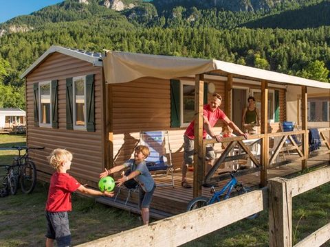 MOBILHOME 8 personnes - Premium 3 ch. 2 sdb 6/8 pers. climatisé