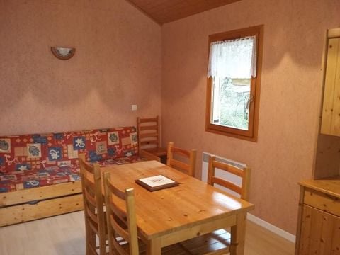 Chalet 2/6 personnes - 2 chambres à la semaine- arrivée à partir de 16H