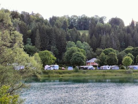 Camping de L'Île du Cheran - Camping Savoie