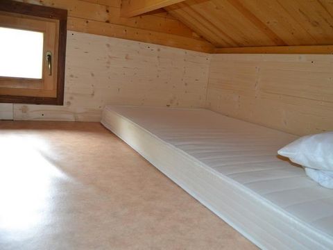 CHALET 4 personnes - Chalet CONFORT Alpina 1 28 m² (1 chambre + 1 chambre mezzanine) 2/4 pers