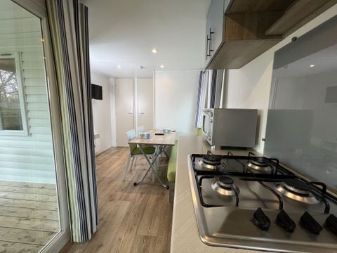 MOBILHOME 4 personnes - SOLÉO CONFORT 26M² (2 CHAMBRES) + Terrasse couverte 9m²